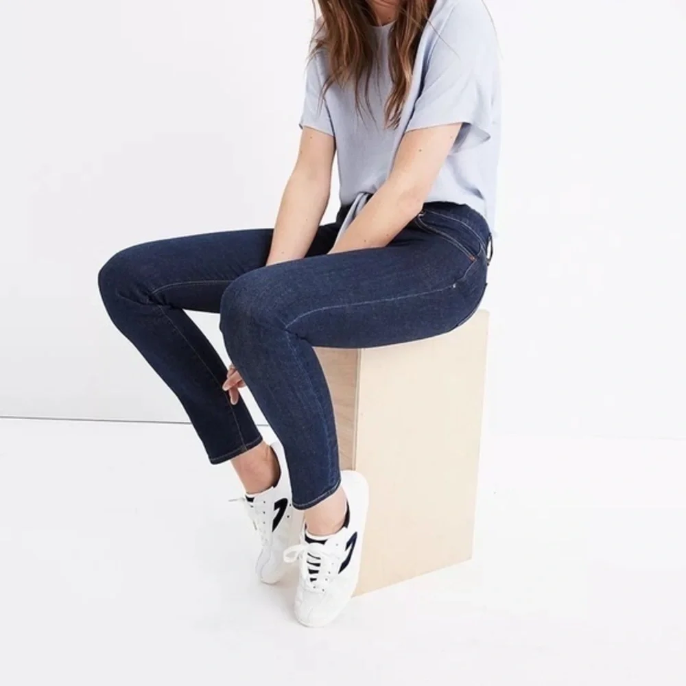 Madewell • 8